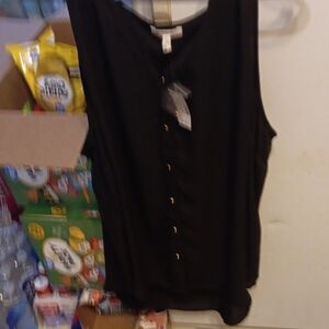 Maurices Black Sleeveless Buttoned Tank Top